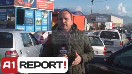 Descargar video: A1 Report - Tirane, 1 km radhe tek kolaudimi i Automjeteve, qytetaret ne pritje