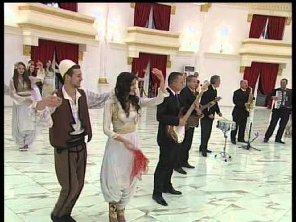 Programi I Vitit të Ri 2014 - Edi Furra & Liriket 3
