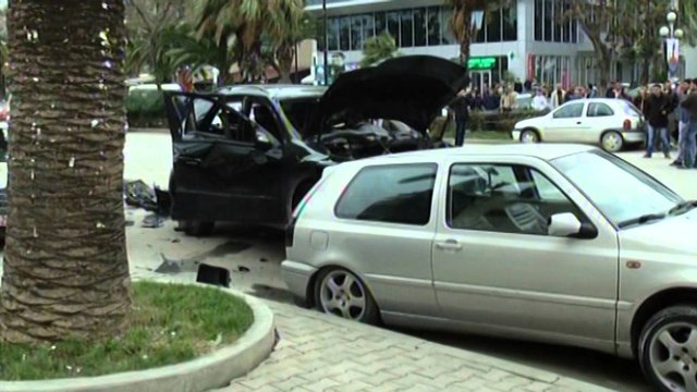 Hidhet ne erë makina e Fredo Berberi. Vlorë, plagoset rëndë kreu i komunës nën siglën e PD-së