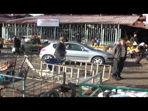 Elbasan, largohen tregëtarët, lirohen hapësirat publike për qytetarët