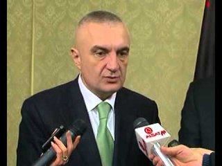 Musa Xhaferi takon drejtuesit e shtetit shqiptar