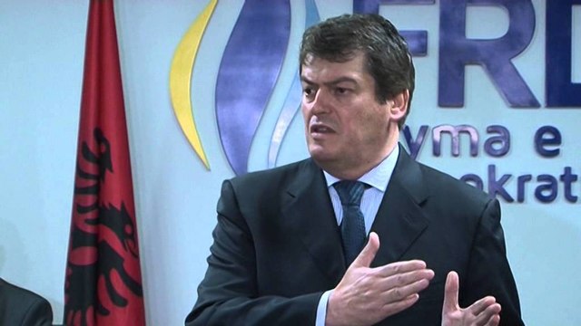 Topi komenton 21 janarin . Ishte prodhimi i politikës, e zbardh mazhoranca e re