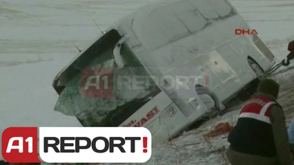 A1 Report - Turqi, autobusi perfundon jashte rruge, 21 persona humbin jeten