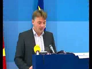 Vazhdojnë akuzat VMRO - LSDM për tenderët