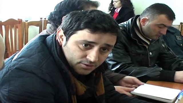 Rruga e Kombit me dy fytyra , Hoxha: E njëjta firmë, dy standarte të ndryshme