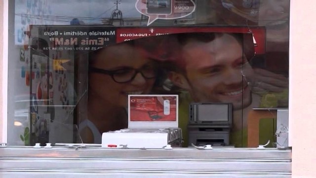 Maskat godasin sërisht në Shkodër, grabitet me armë kazinoja dhe dyqani i celularëve
