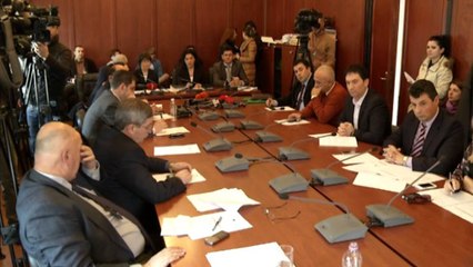 Debate në komisionin e shëndetësisë, "dënim" për mjekët që japin raportet të rreme për kemp