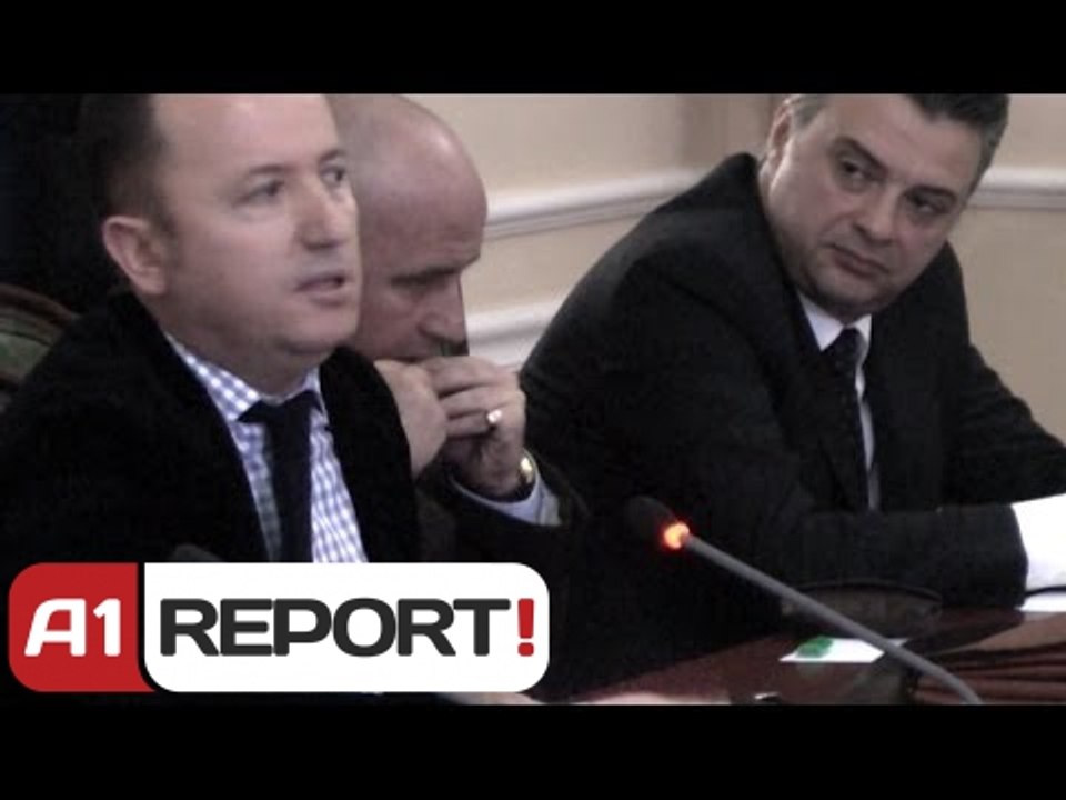 Kriza mberthen deputetet tane, duhan me te dredhme!!!