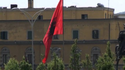 Ligji kundër pjesëmarrjes në luftime.  Pritet edhe ndryshimi i kodit të penal