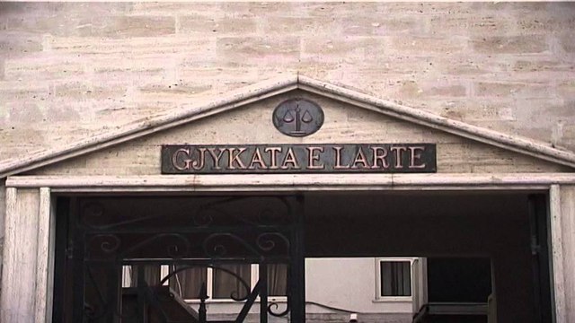 Nishani fton krerët e grupeve parlamentare. Këshillim për vakancat në Gjykatë e Lartë