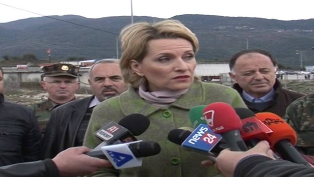 Pastrimi i territorit nga mbeturinat, forcat e ushtrisë marrin edhe jugun e vendit