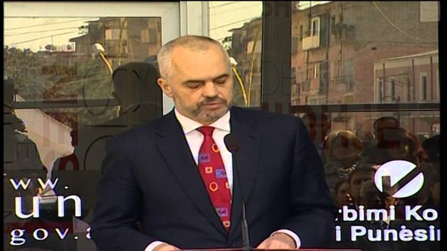 Kavaja,stacioni i hapjes së zyrave të punës.Rama:Shumë shpejt paketa lehtësuese për biznesin fason