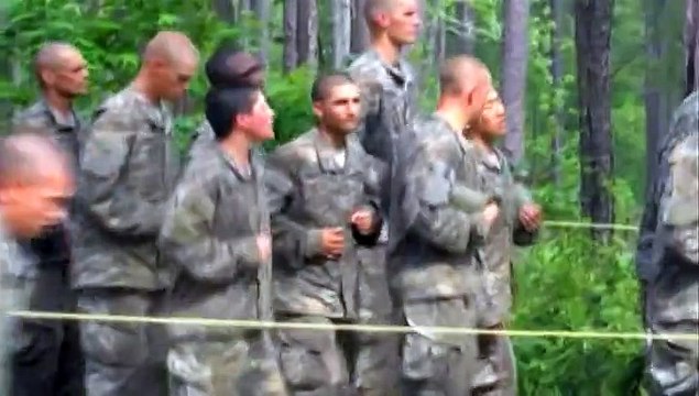 Etats-Unis : deux femmes intègrent pour la première fois le corps élitiste des Rangers