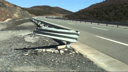 Sinjalistika në "rrugën e kombit". Janë vjedhur tabelat në shumë segmente të autostrades