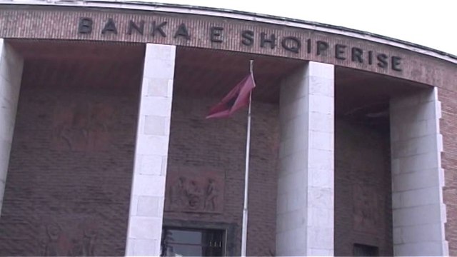 Bien kreditë e këqija për muajin dhjetor 2013. Përmirësohen të ardhurat në sistemin bankar