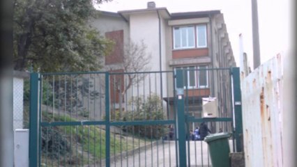 "Dita e lotëve" për 3 motrat e vrara, mesazhe dhe lule nga nxënësit e mësuesit në Itali