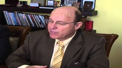 Ambasadori Cohen në Berat, takohet me kreun e Bashkisë për investime në bujqësi