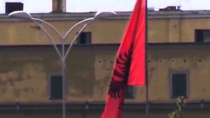 Biznesi i madh presion qeverisë: Mos i fshih kushtet e paktit me FMN-në