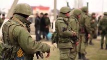 Krime, forcat ruse sulmojnë një tjetër bazë.Përdoren armët, granat tymuese,u lidhin duart ushtarëve
