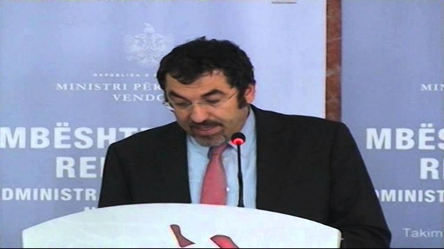 Çuçi takime në Berat. Thirrje opozitës për bashkëpunim për reformën