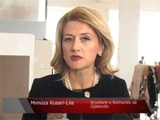 Lajme - Pacolli viziton disa Fabrika në Gjakovë