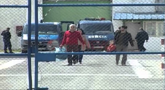 Burgjet hapin dyert, mbi 130 të burgosur ikin nga burgu i Kosovës e Fushë Krujës