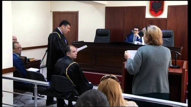 Dosja Gjika , lirohen nga akuzat 3 të pandehur. Përfituan nga amnistia Tartari, Ahmataj dhe Ferhati