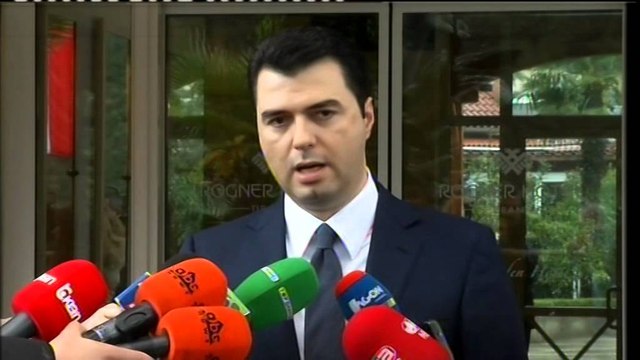 Basha takon ambasadorët. Nuk ka marrëveshje për rezolutën e PE