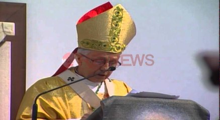 Pashkët, festa e të krishterëve dhe urimet e krerëve të shtetit