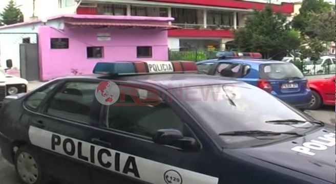 Fushë Krujë, eksploziv furgonit në qendër të qytetit, s'ka të lënduar