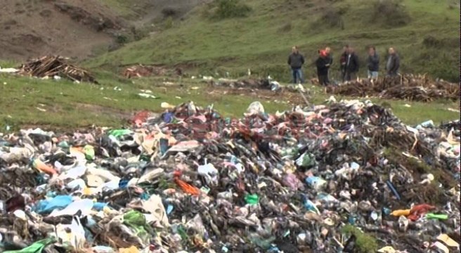 Protestë e banorëve në Lubonik, akuzojnë komunën si përgjegjëse në ndotjen e ambjentit