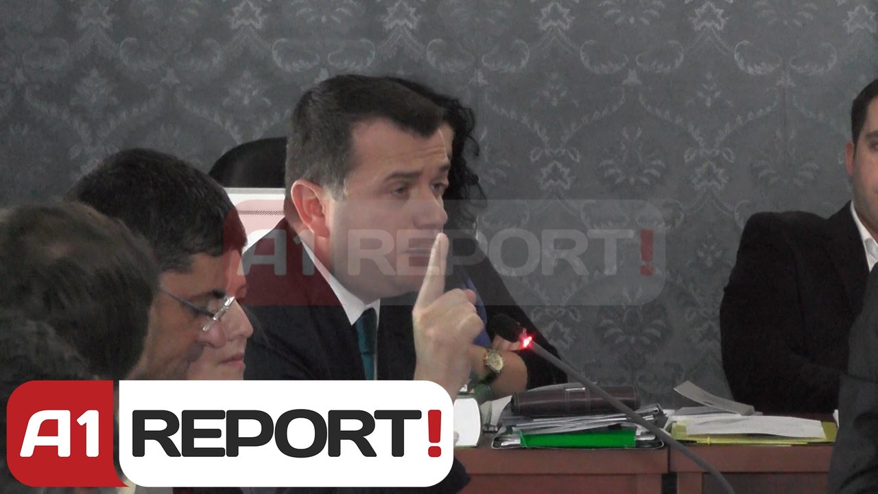 A1 Report - Balla: Ju dhate 90 leje avionesh,  opozita: Ju ra droga mbi koke