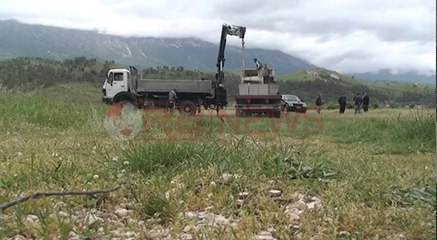 Ushtria rrethon edhe pistën e aerodromit të Gjirokastrës