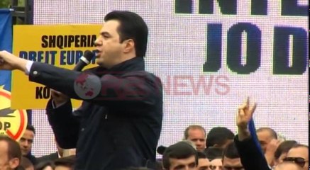 Download Video: PD protestë 5 orë para Kuvendit, Basha: Jemi shumicë absolute, Rama ik