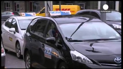 Zvicra sot në Referendum. Refuzohet caktimi i pagës minimale, 4470 $ në muaj