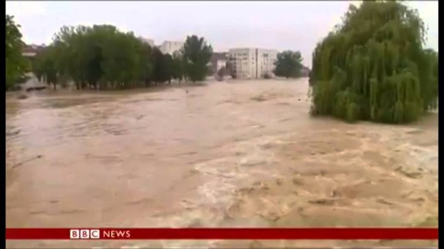 Përmbytjet në Serbi dhe Bosnje. Të paktën 35 të vdekur bilanci paraprak