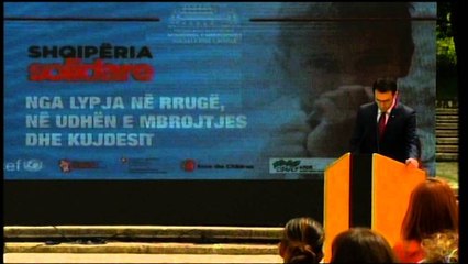 "Fëmijët në rrugë". Veliaj, merr pjesë në prezantimin e studimit