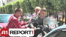 A1 Report - Tirane, shoferi dhunon rojen  private per nje vend parkimi