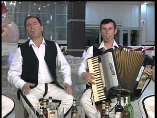 Mhill Krasniqi  -  Ne dasmen e nipit po na vjen daja 2014