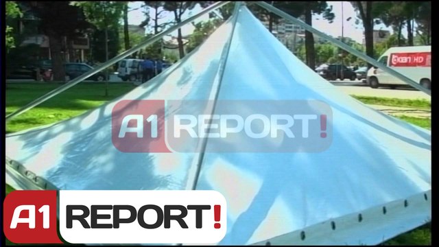 A1 Report - Momentet e montimit të çadres nga grevistet afer Kryeministrisë