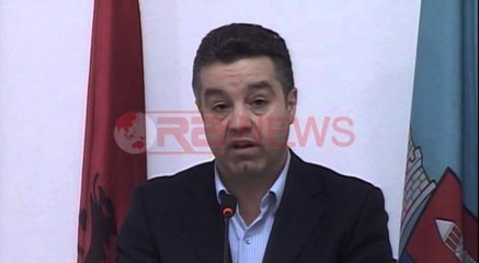 Bozdo: Papërgjegjshmëria e qeverisë po penalizon transportin falas të shtresave në nevojë