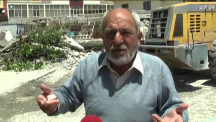 Shemben shtëpi të vjetra banimi.  INUK përplaset me qytetarët e Vlorës