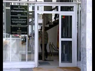 Geshkovska nuk heq dorë nga akuzat për Monstrën