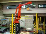 BOX PALLET HANDLING up to 2400 mm Pallettizzatore robot con sort scatole