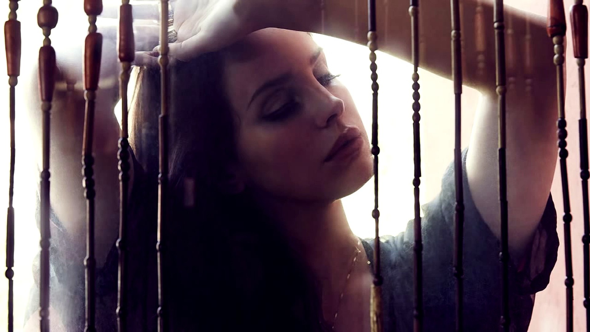Lana Del Rey - Us Against The World (LYRICS)
