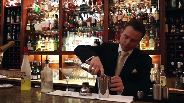 The George Martini | Cocktails London | London Cocktail Bars | Luxury Cocktails London