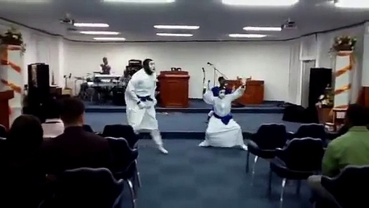 Mime - Mighty God - Deitrick Haddon