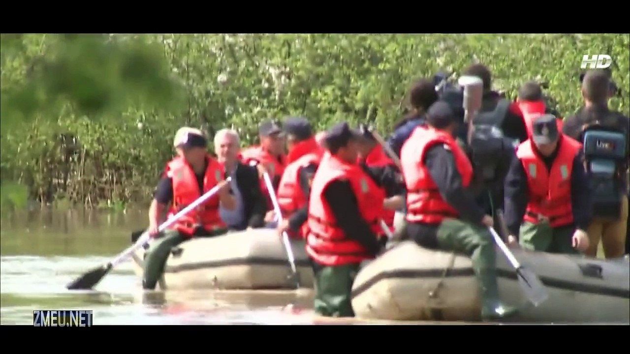 HD 1080P PONTA "Tu ce faci, fa, Doina, aici? Aveai chef de niste inundatii?"