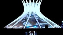 Catedral de Brasilia (maqueta iluminada) hiperbola