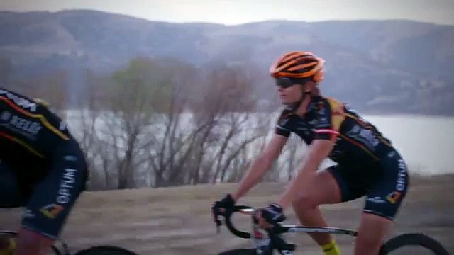 This Is How Bikers Eat During Long Bike Rides